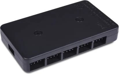 Alphacool Core 10x 4-Pin PWM splitter with SATA 2