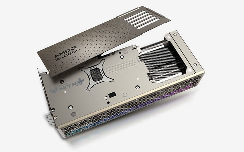 Sapphire NITRO+ AMD Radeon RX 9070 XT 16GB · Occasion 6